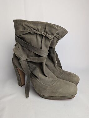 HUGO BOSS Heel 100% Suede Ankle Boots Green Color Size 40 = 9.5, 10 US